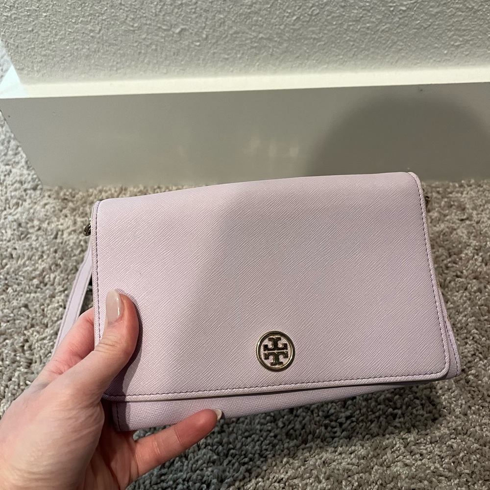 Tory Burch lilac crossbody purse